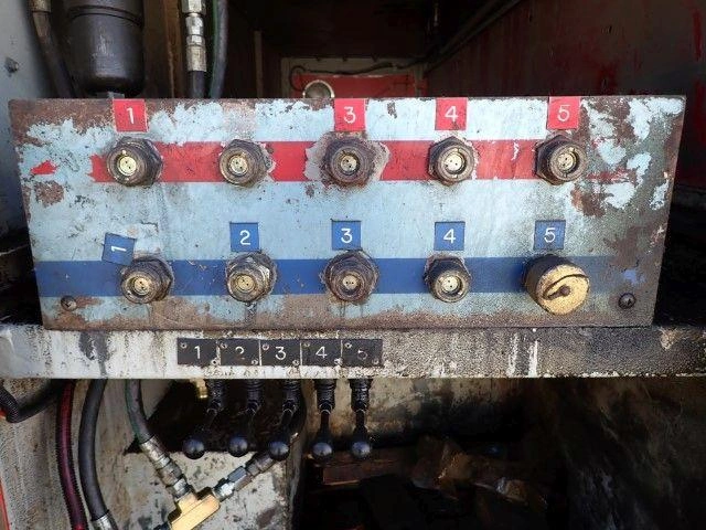 International 7600 2010