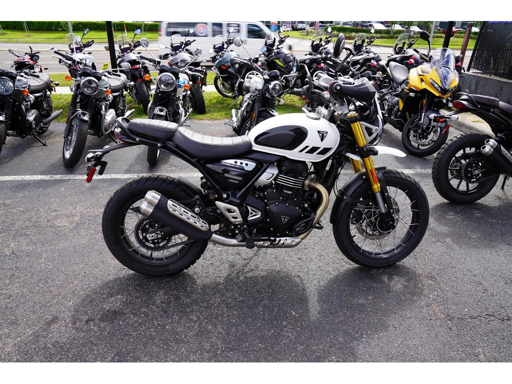 2026 Triumph Scrambler 400 Xc alt