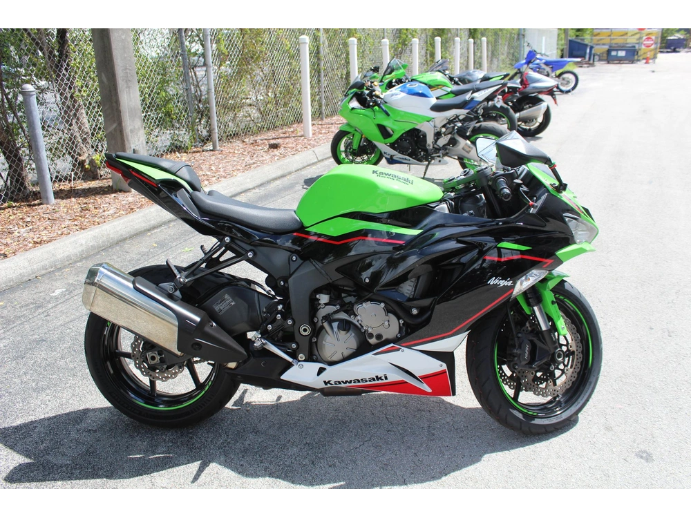 2021 Kawasaki Ninja6r