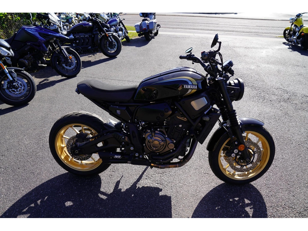 2023 Yamaha Xsr 700 alt