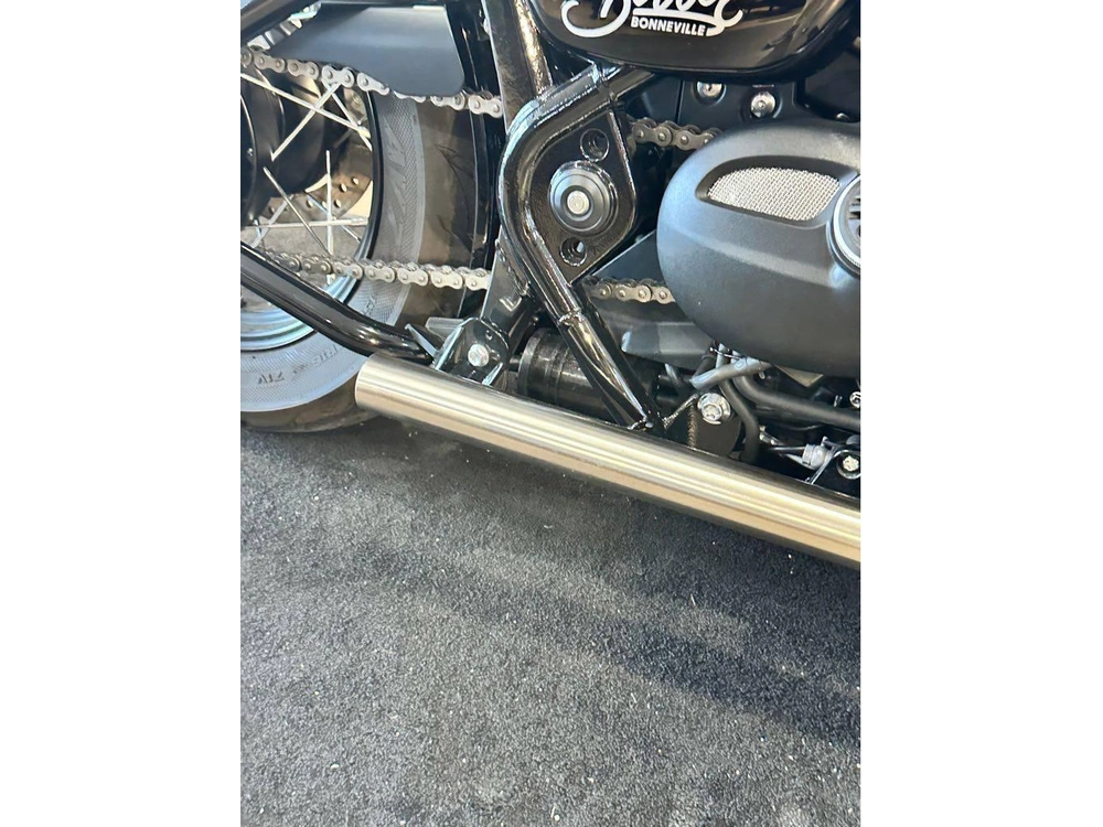 2023 Triumph Bonneville Bobber Chrome Edition alt