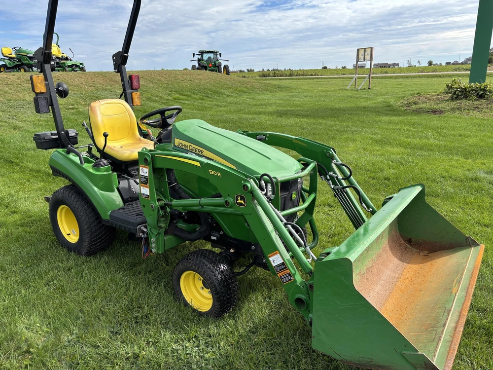 John Deere 1023e 2021