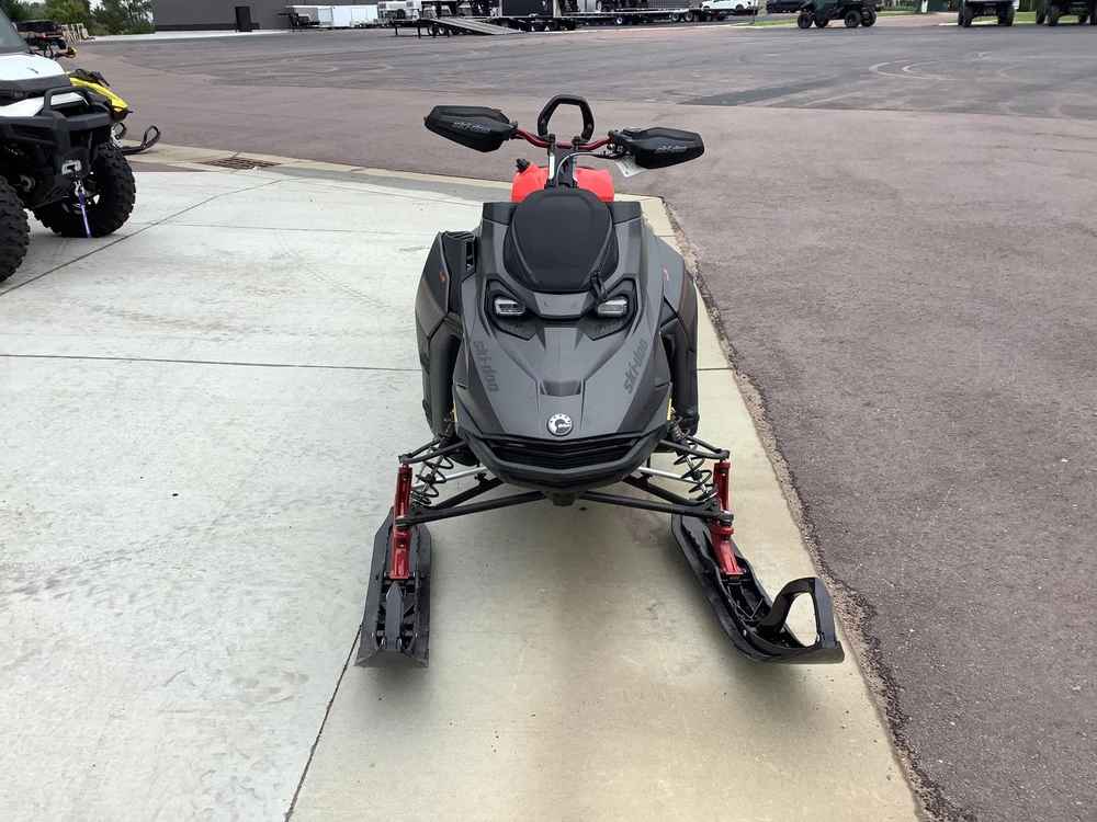 2025 Ski-doo Summit Adrenaline With Edge Package 850 E-tec® 165 3.0 Turbo R alt