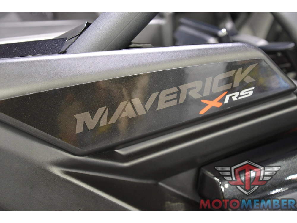 2026 Can-am Maverick X3 X Rs Turbo Rr Triple Black_10.25 In Infotainment