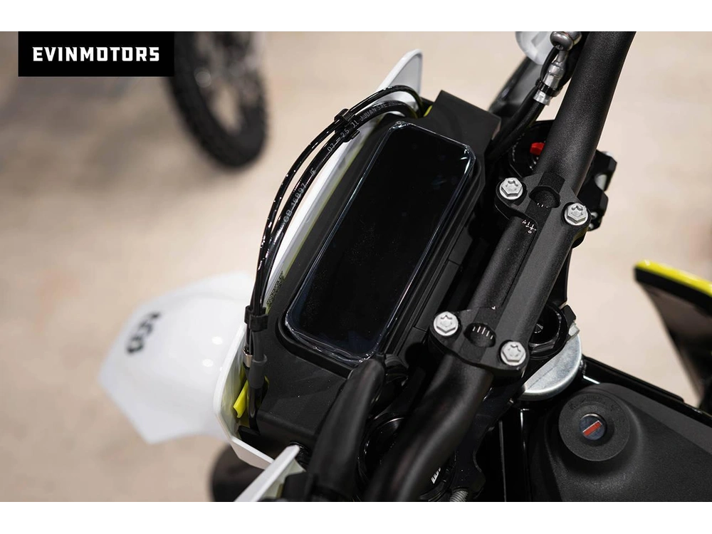 2026 Husqvarna Motorcycles 701 Supermoto