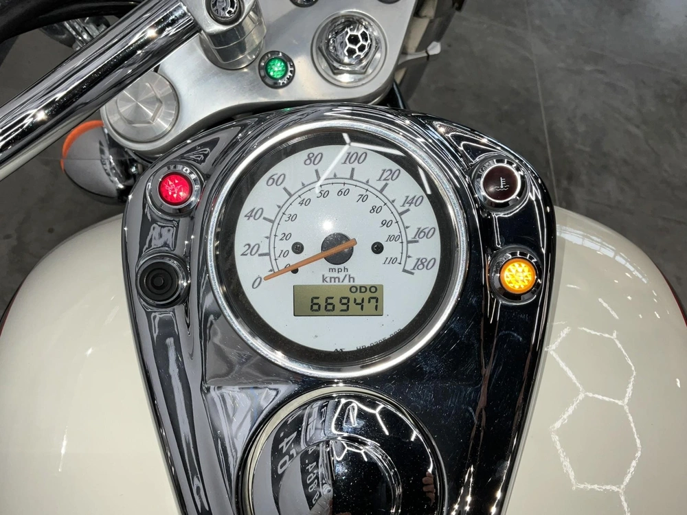 Honda Vt750 Cd3 2001 alt