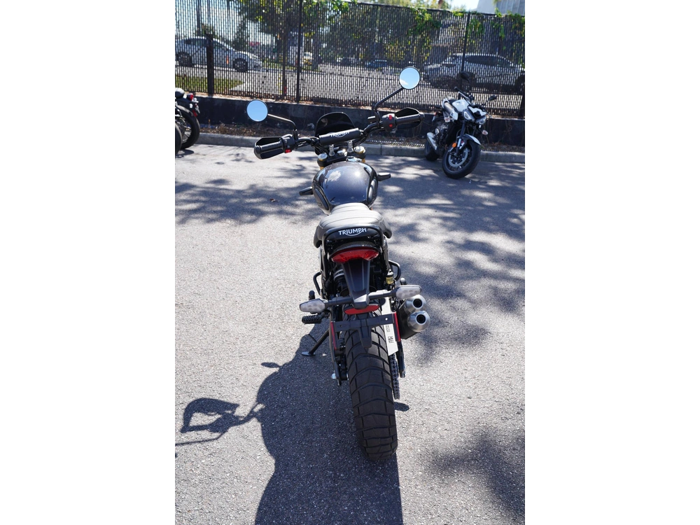 2026 Triumph Scrambler 400 Xc alt