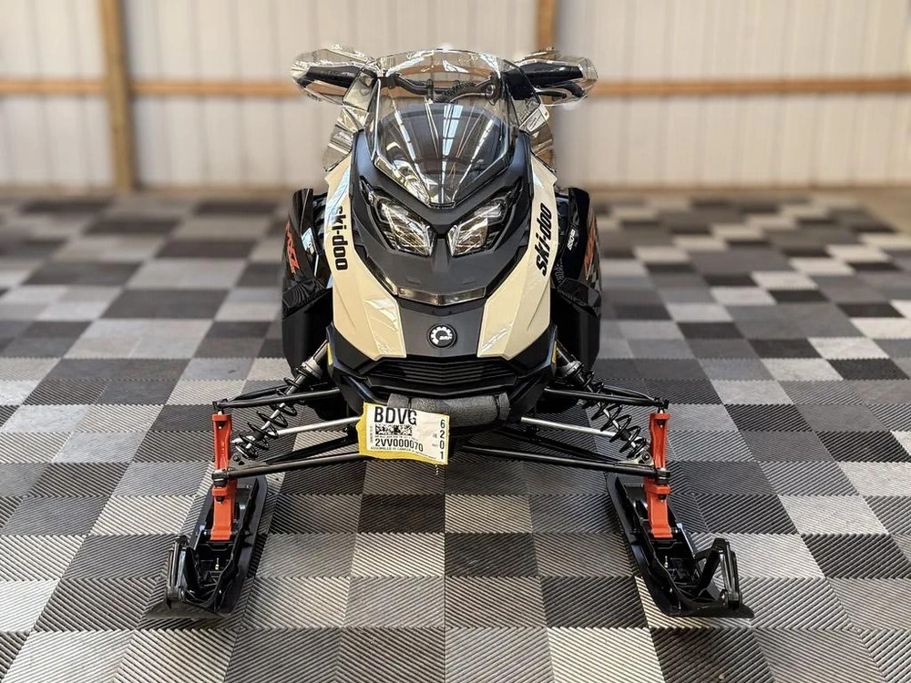 2027 Ski-doo Mxz Adrenaline 850 E-tec alt