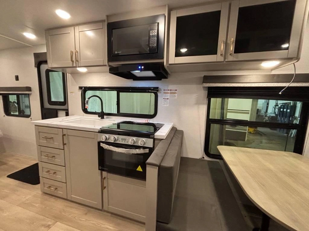 Jayco Jay Flight 210qb 2027 alt