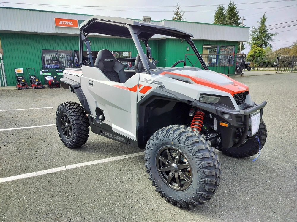 2027 Polaris General Xp 1000 Sport alt