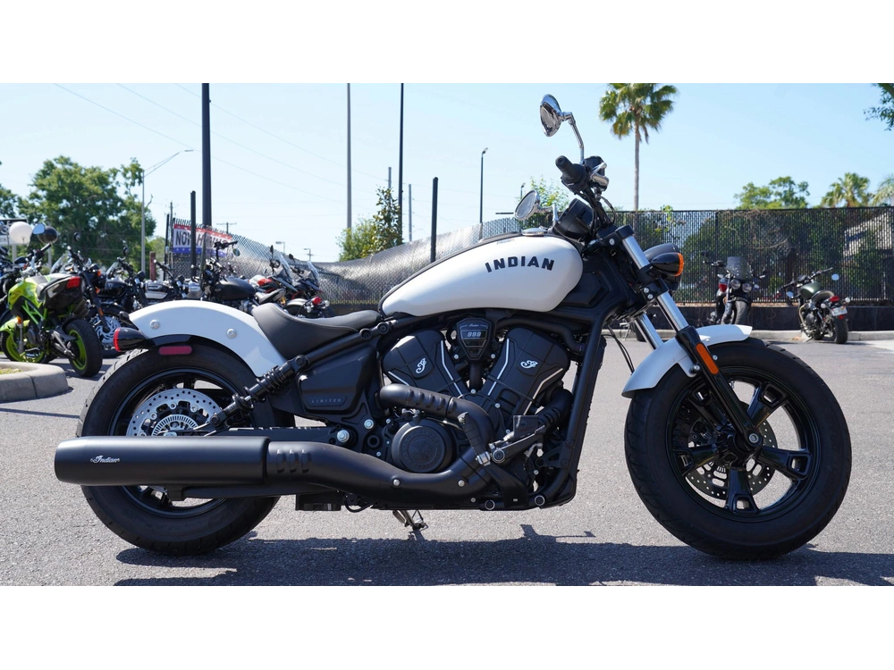 2025 Indian Motorcycle Motorcycle Scout® Sixty Bobber Limited alt