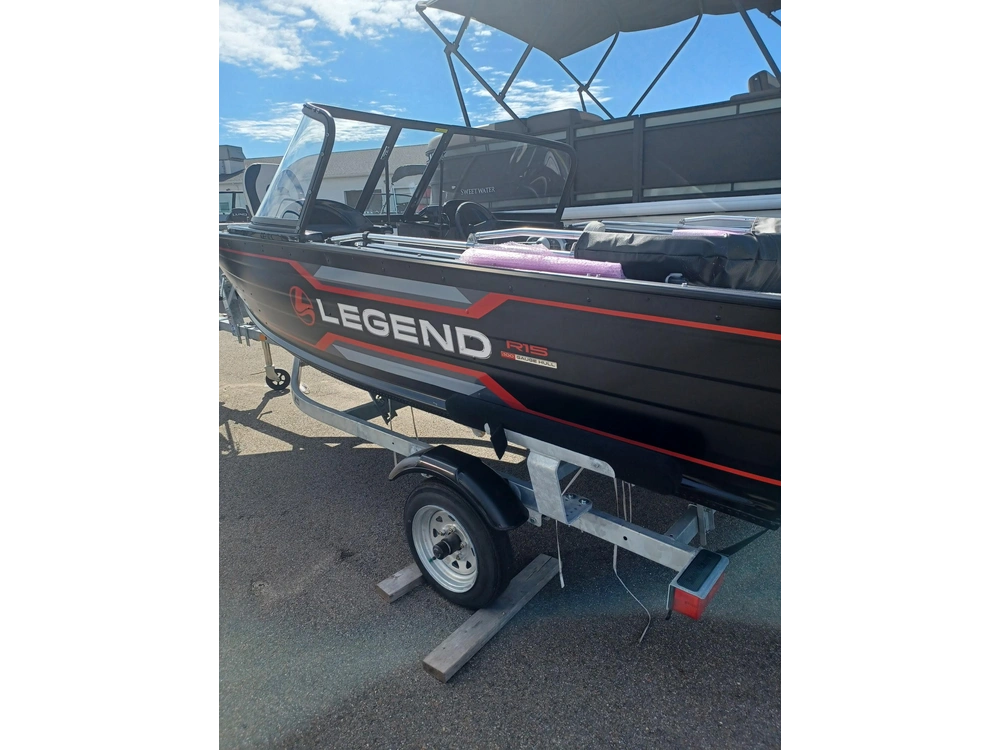 2026 Legend Boats R15 alt