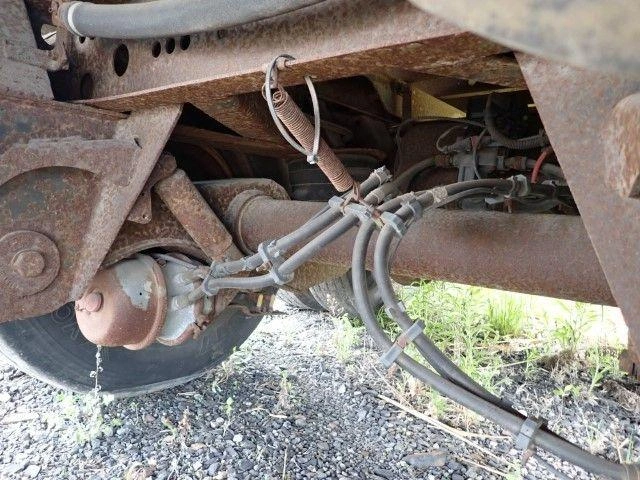 2008 Utility 3000r