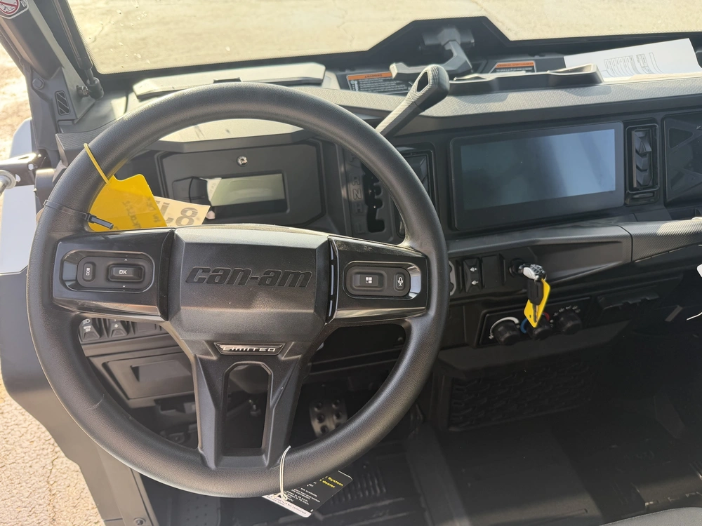 2026 Can-am Ssv Defender Limited 65 Hd11