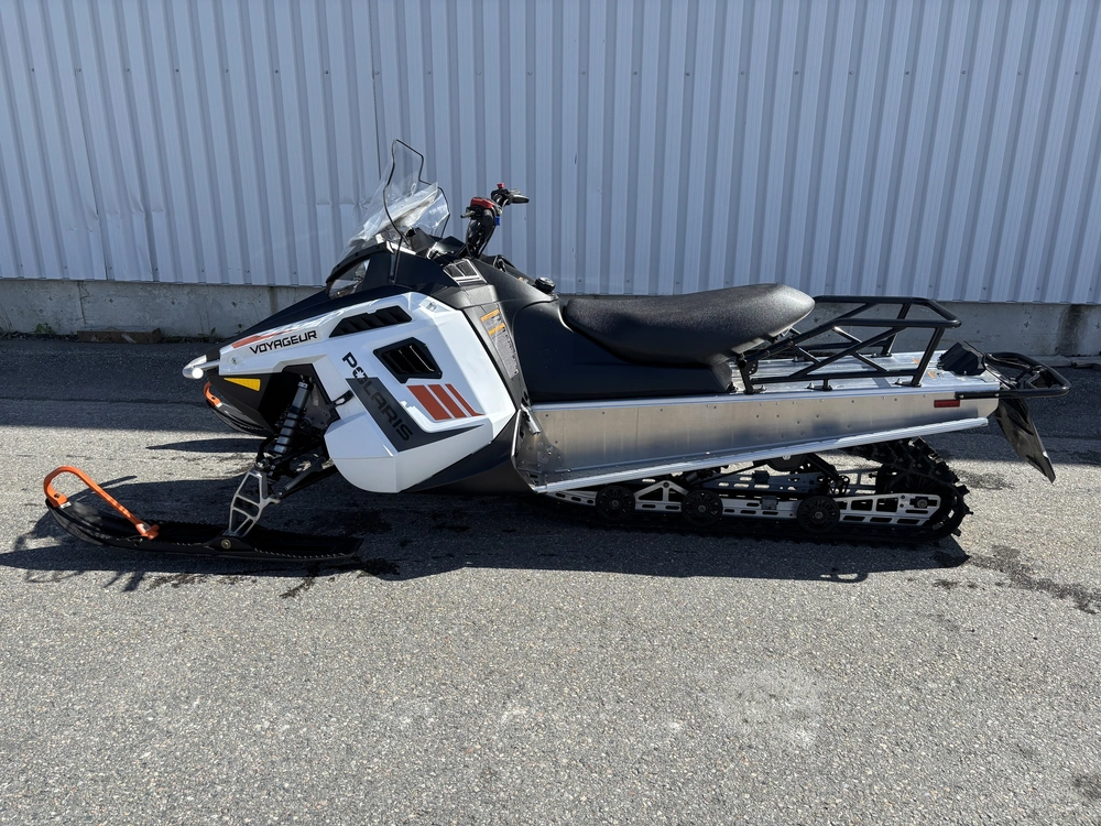 2024 Polaris 550 Voyageur 144 alt