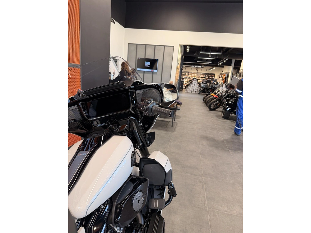 2026 Harley-davidson Grand American Touring alt