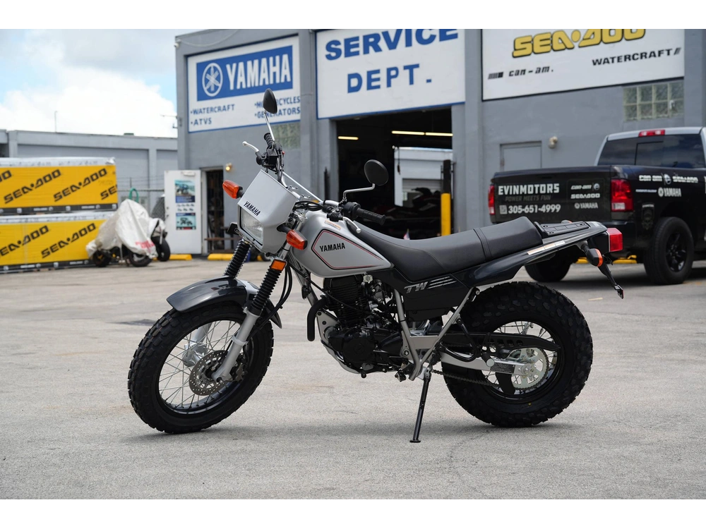 2026 Yamaha Tw200