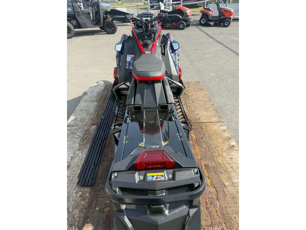 Polaris 9r Indy Xcr 136 2025 alt