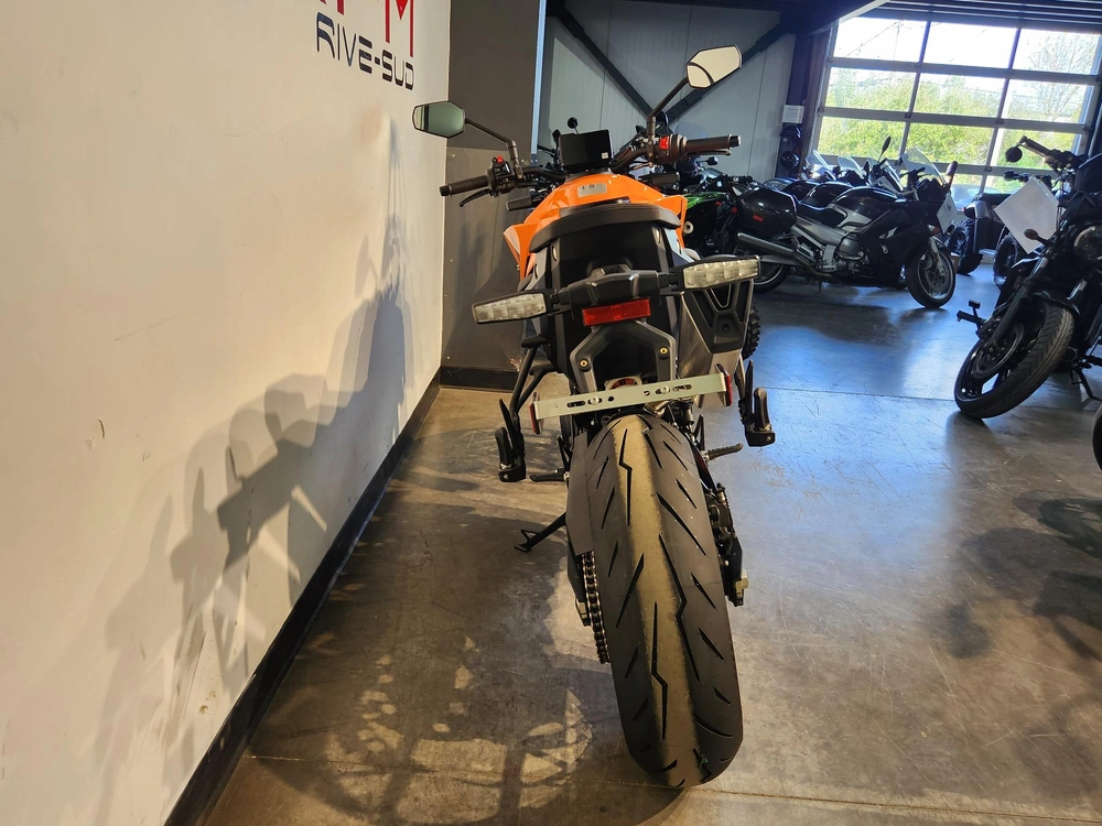 2027 Ktm 790 Duke alt