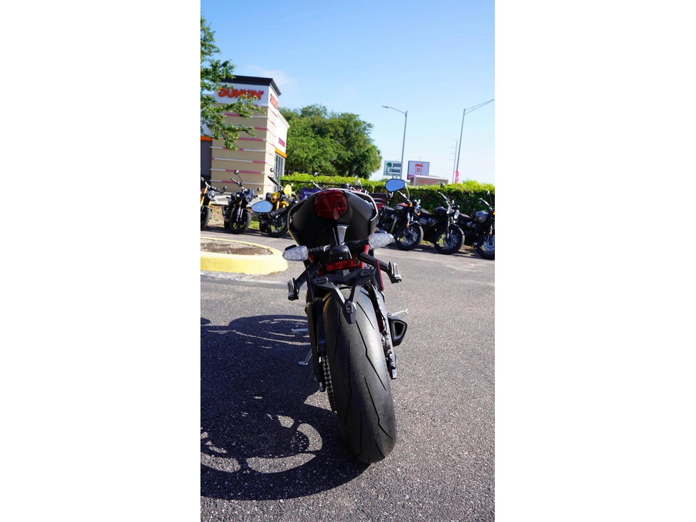 2026 Triumph Street Triple 765 Rx alt