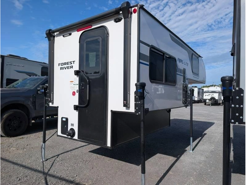 Palomino Real Lite 1803 2027 alt