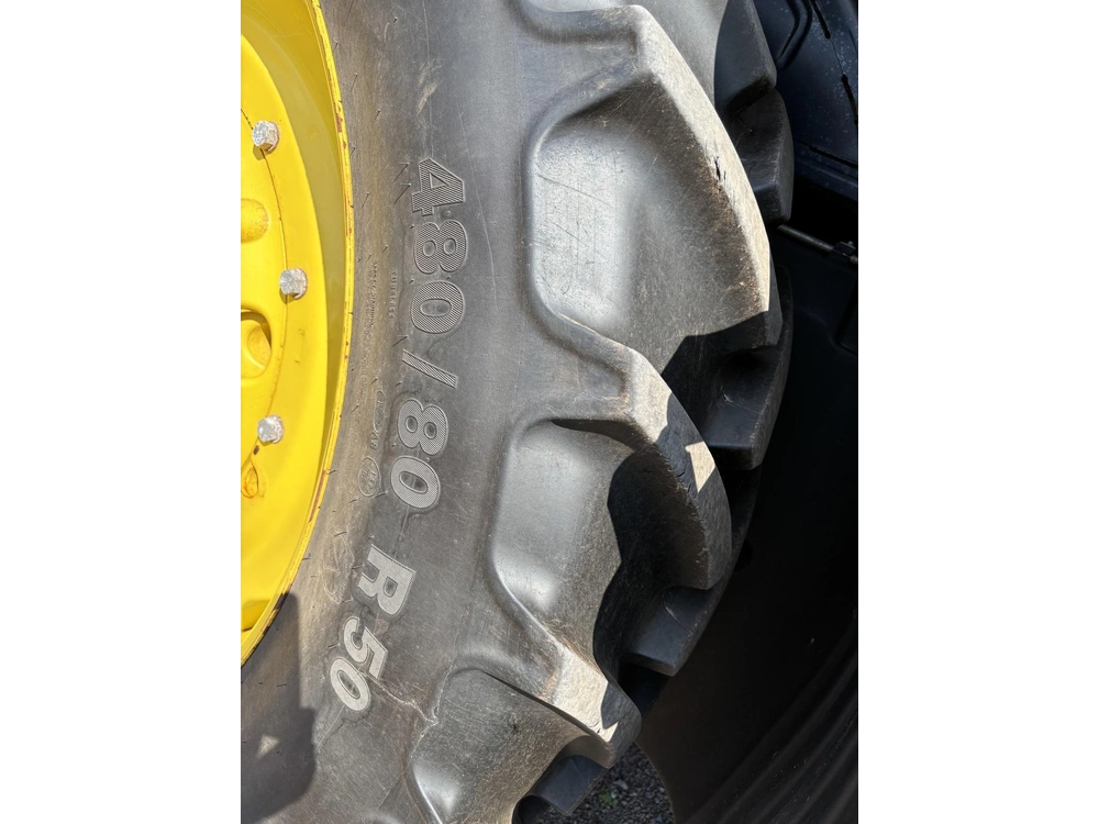 2023 John Deere 7r 210