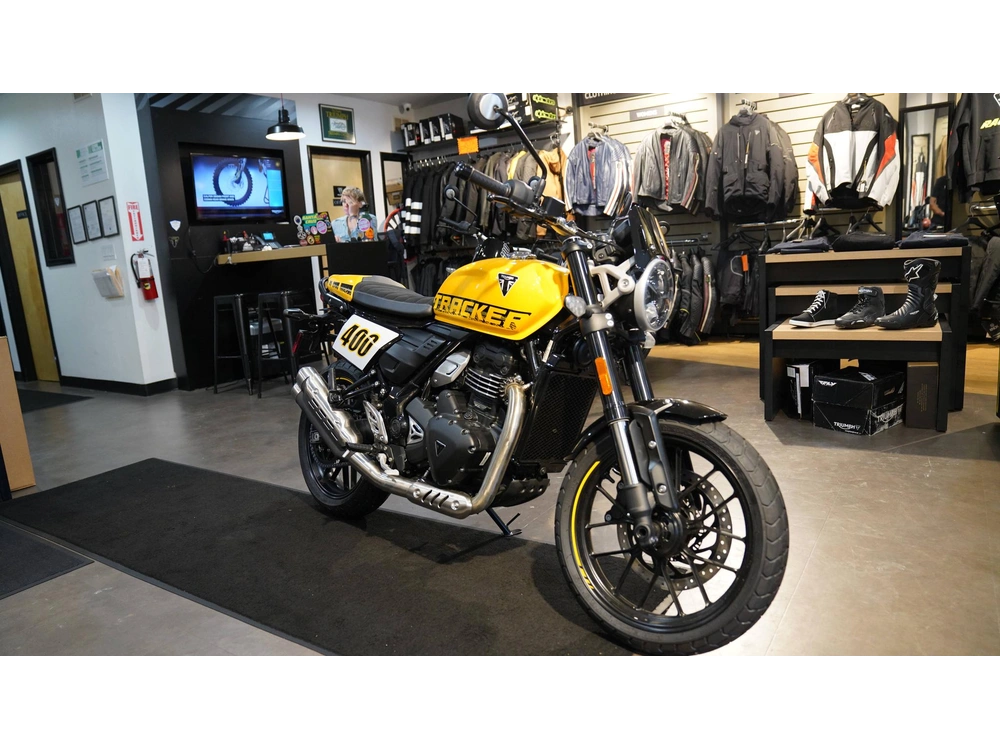 2027 Triumph Street Tracker 400 alt
