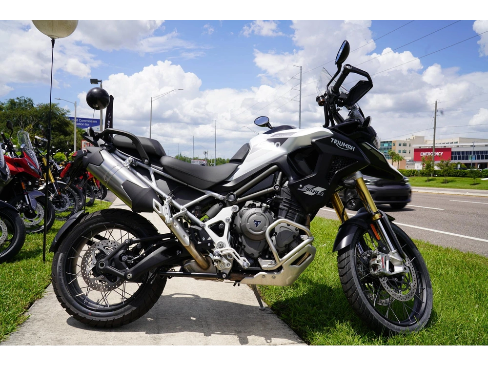 2023 Triumph Tiger 1200 Rally Pro alt