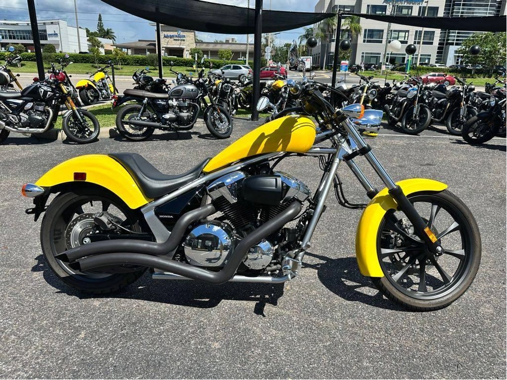 2023 Honda Fury Abs alt