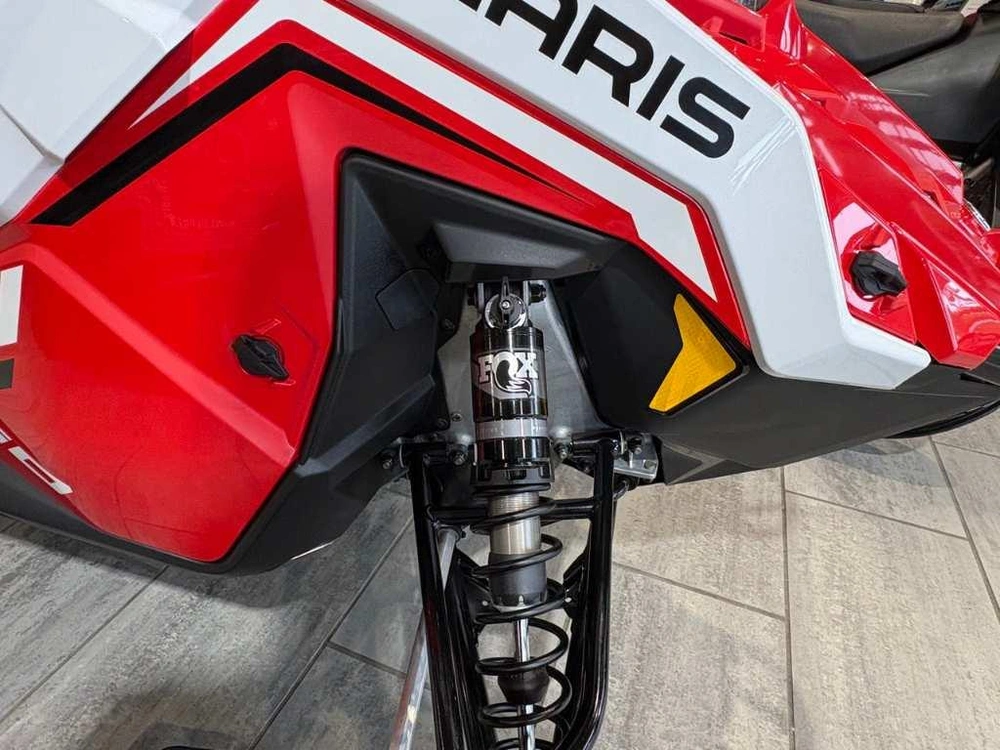 2027 Polaris 850 Indy Xc 137 7s alt