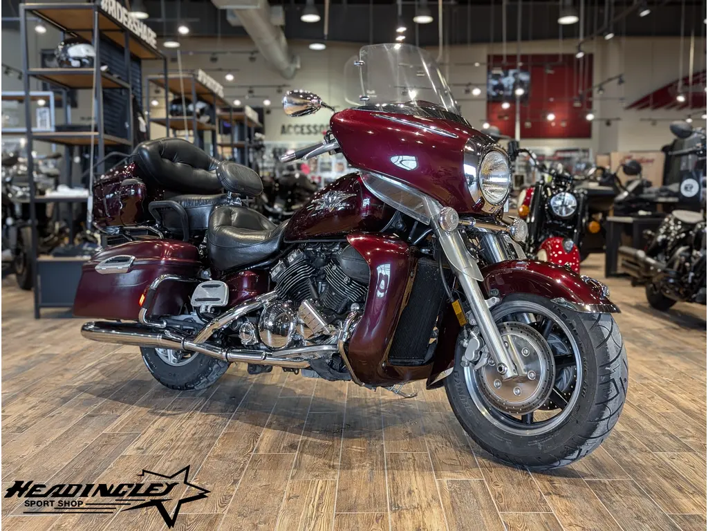 2006 Yamaha Royal Star Venture // Black Cherry 