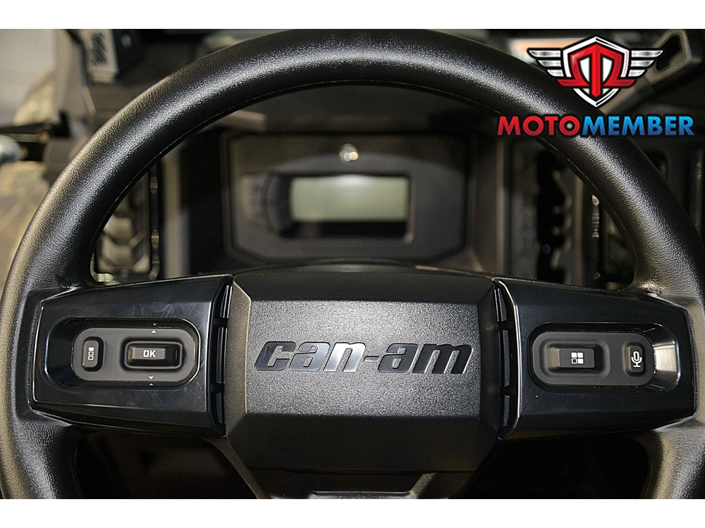 2026 Can-am Defender Xt Cab Hd11 With 10.25 In.display Dark Wildland Camo