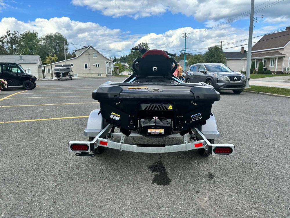 Sea-doo Gtr-x 300 Used 2024 alt