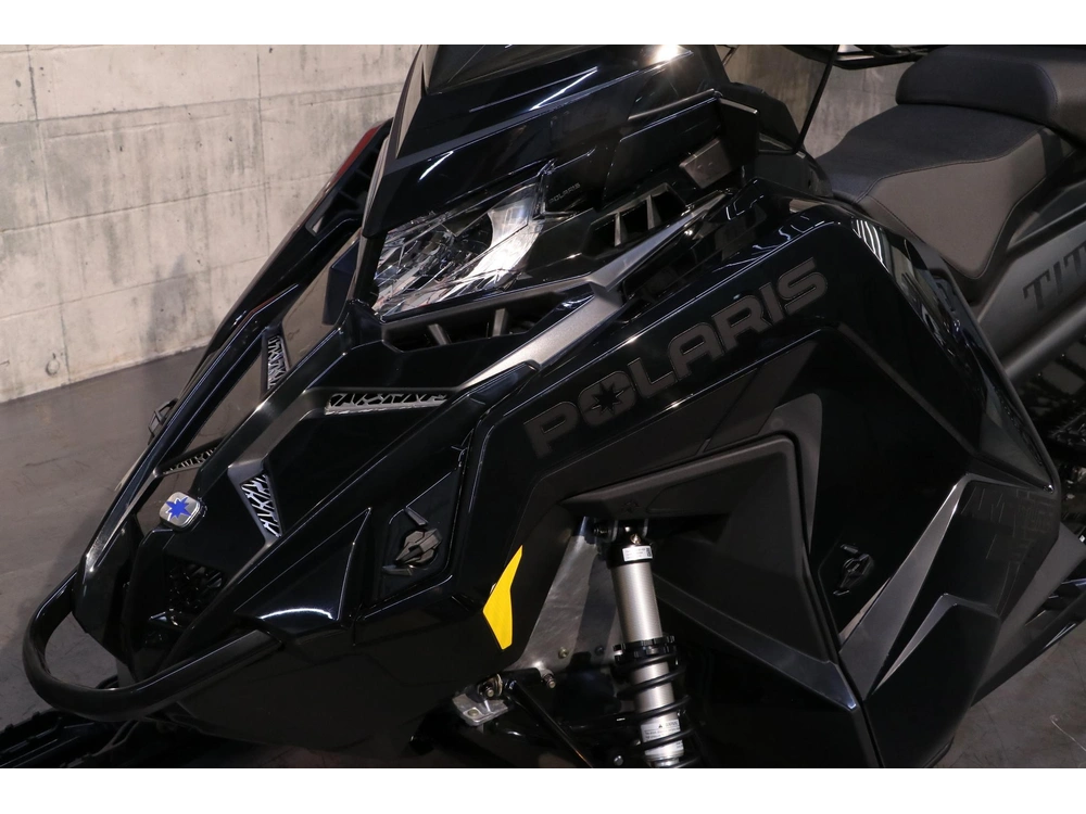 2027 Polaris 650 Titan Adventure 155 alt