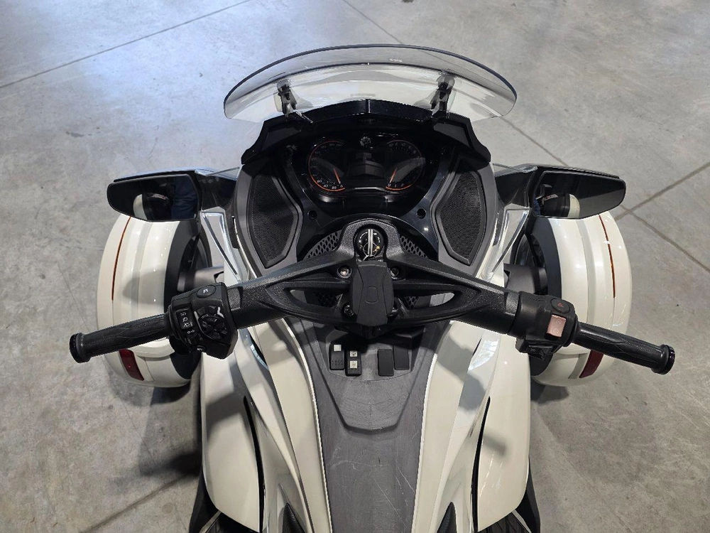 Can-am Spyder St Limited 2013 alt