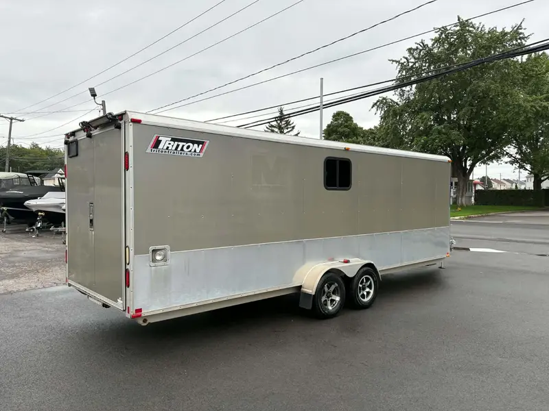 Triton PRESTIGE 22 **ENTIEREMENT ALUMINIUM!!** 2012
