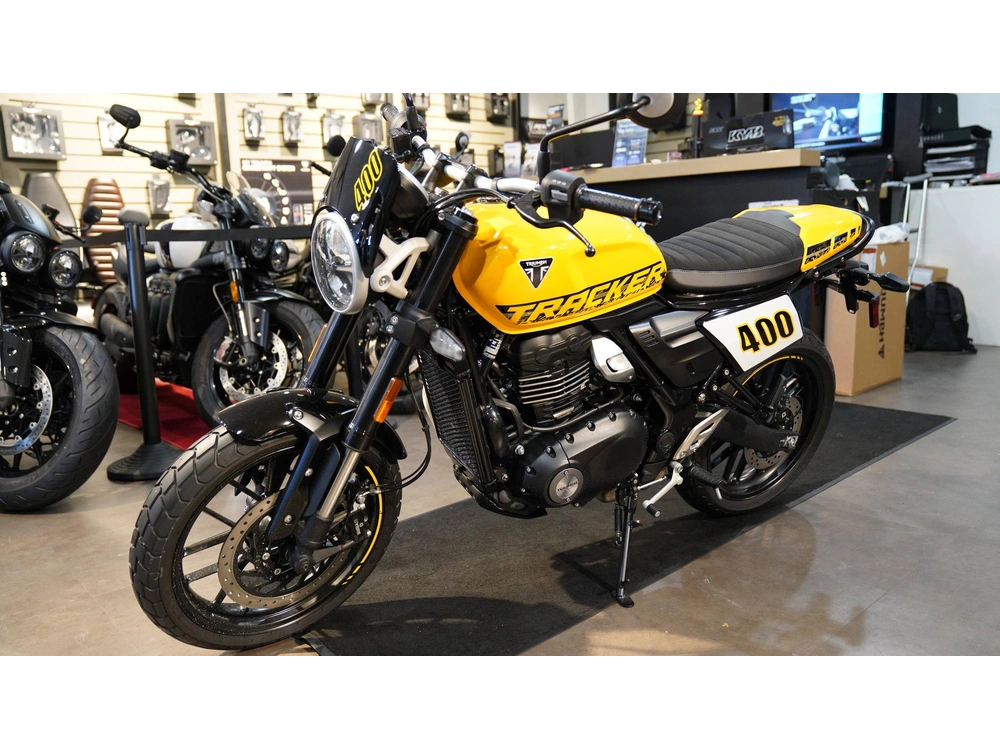 2027 Triumph Street Tracker 400 alt