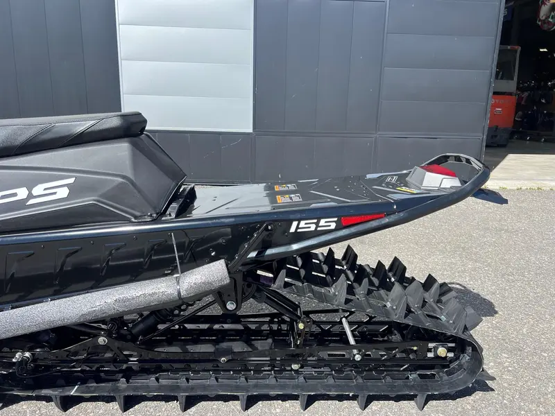 Polaris 850 Rmk Sps 155 Red 2027 alt