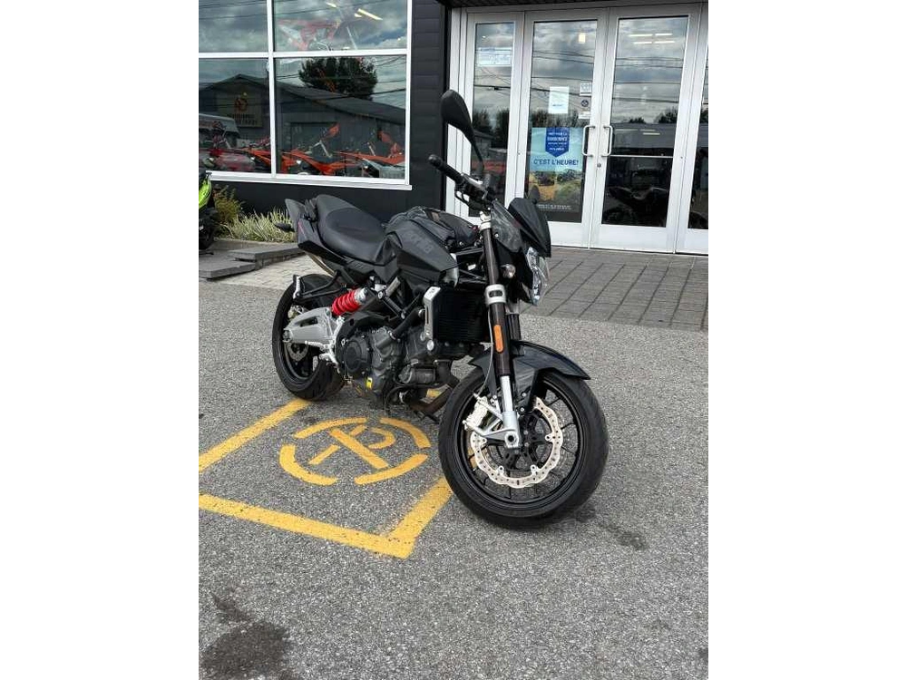 Aprilia Shiver 750 2016 alt