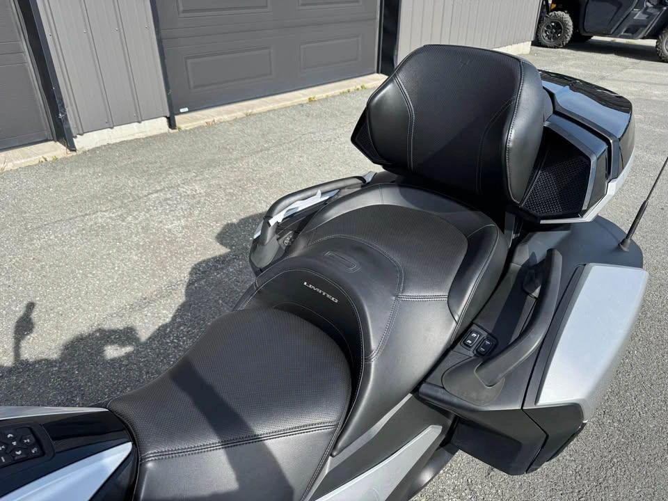 Can-am Rt Limited 2022 alt