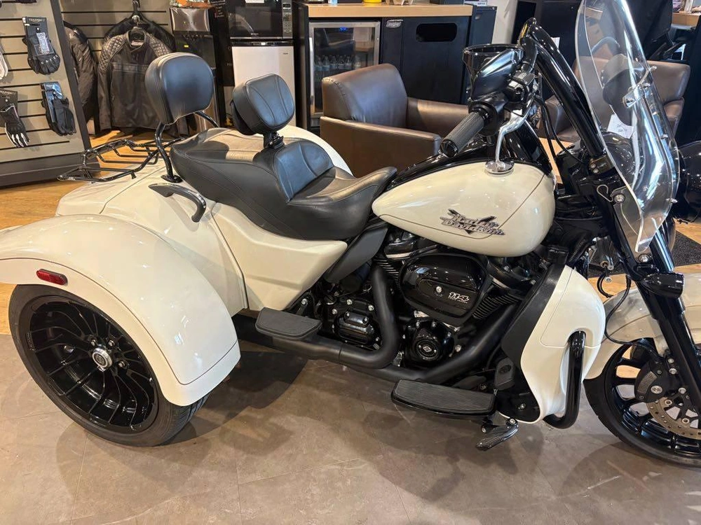 2023 Harley-davidson Freewheeler Trike alt