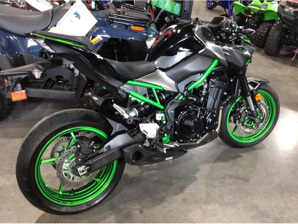 Kawasaki Z900 Abs 2023 alt