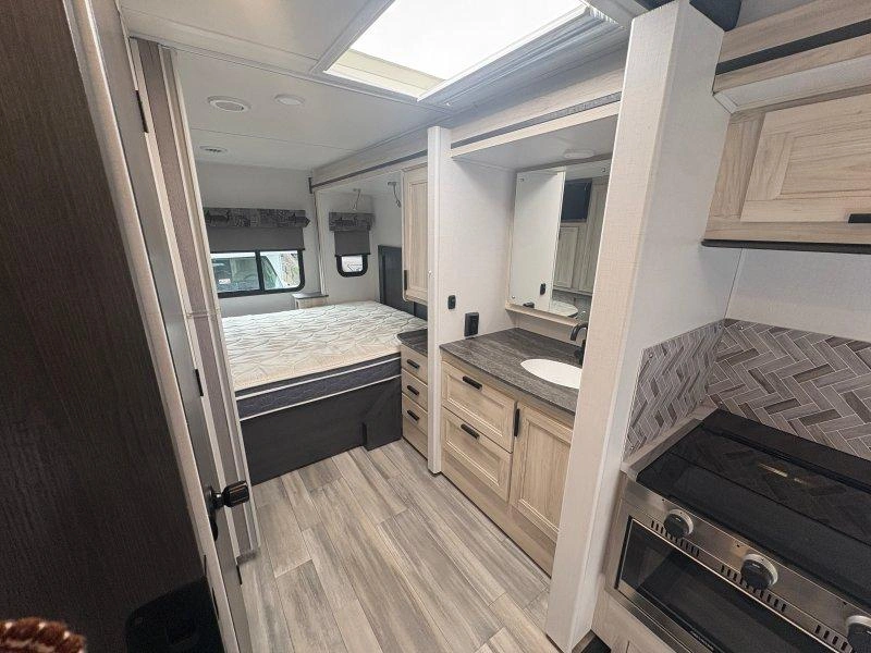 Forest River Sunseeker 3050s 2023 alt