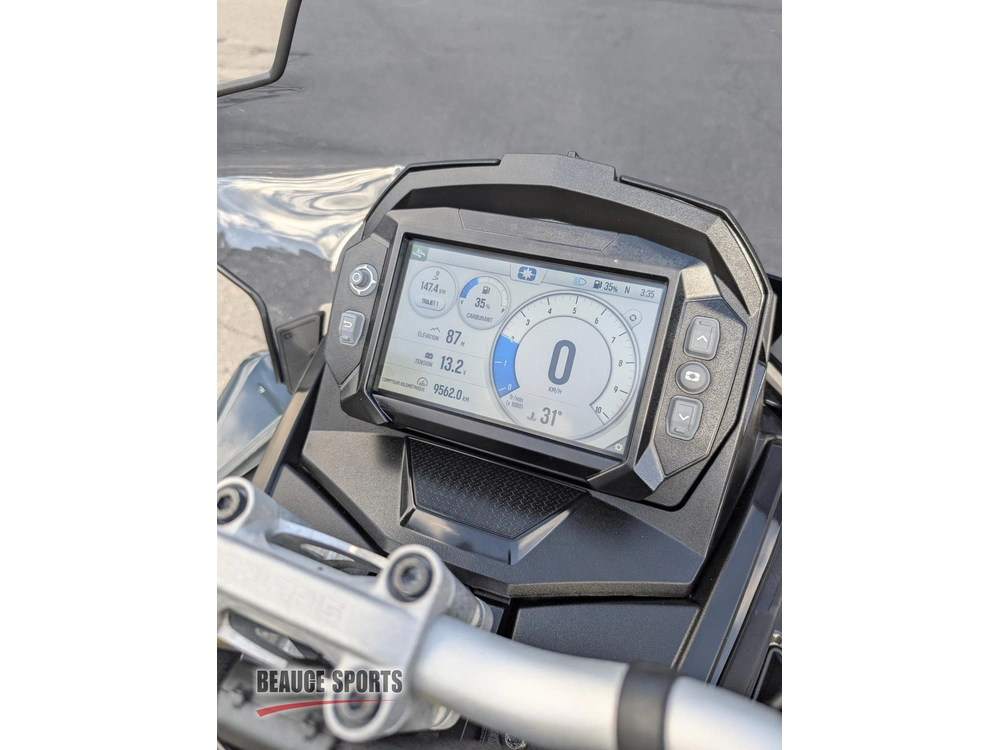 Polaris Indy Vr1 137 850 Dynamix Motoneige Sentier Performance Trail Confort Suspension Adaptative Longue Distance 2 Temps Puissance Mint Garantie Mxz Renegade Zr Sidewinder Switchback 2026 alt
