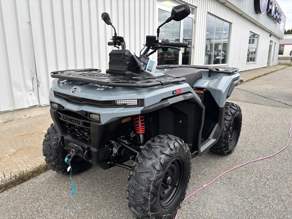 2027 Cfmoto Cforce C4 alt