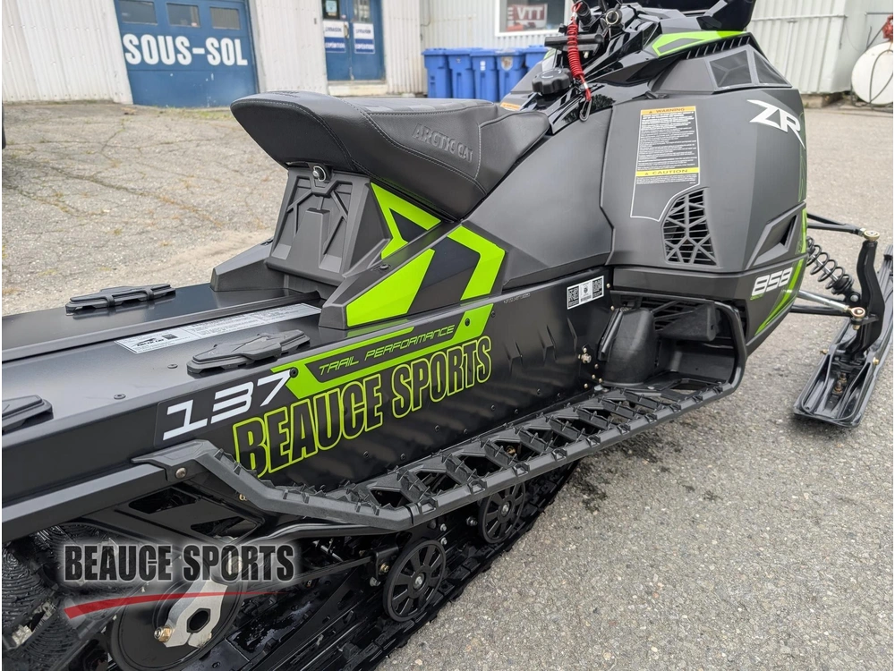 Arctic Cat Zr 858 137 Atac Es Cn Grn Démo | Suspension Ajustable | 🧭 Garmin G8 – Navigation Intégrée Fox Qs3 🧭 | 2026 alt