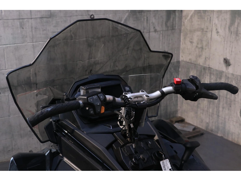 2027 Polaris Prostar S4 Titan Nordic Pro alt