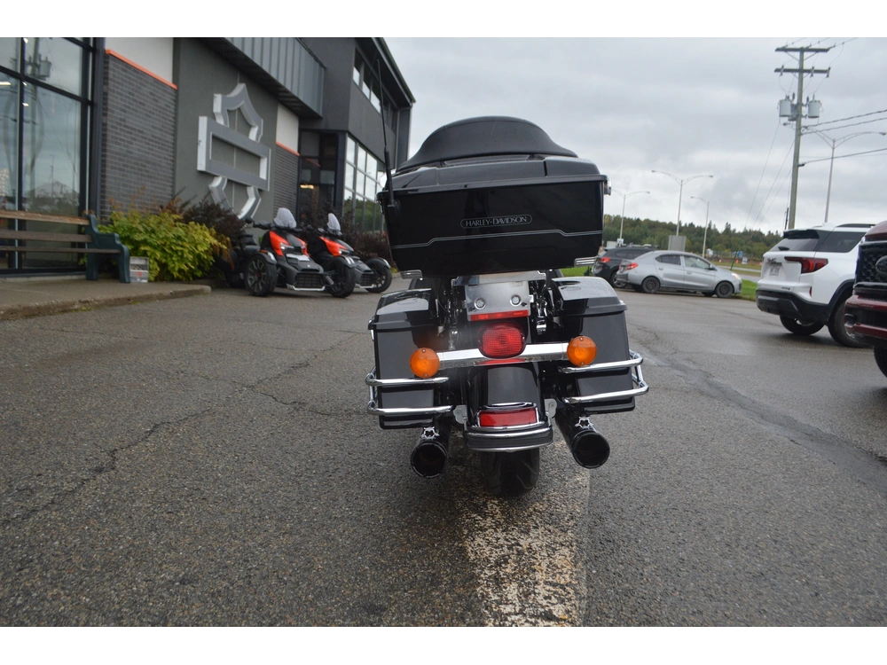 2010 Harley-davidson Flhtcu alt