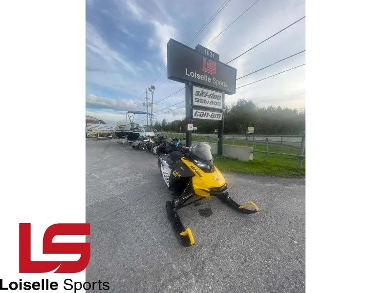 2025 Ski-Doo MXZ SPORT 137 600 EFI RipSaw 1.25'' E.S. 