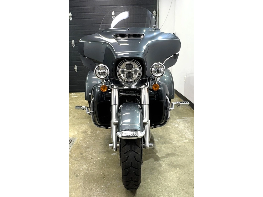 Harley-davidson Tri Glide 2025 alt
